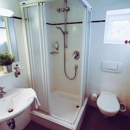 Cvjm-tagungshaus Am Unesco-welterbe Bergpark Wilhelmshoehe Ξενοδοχείο