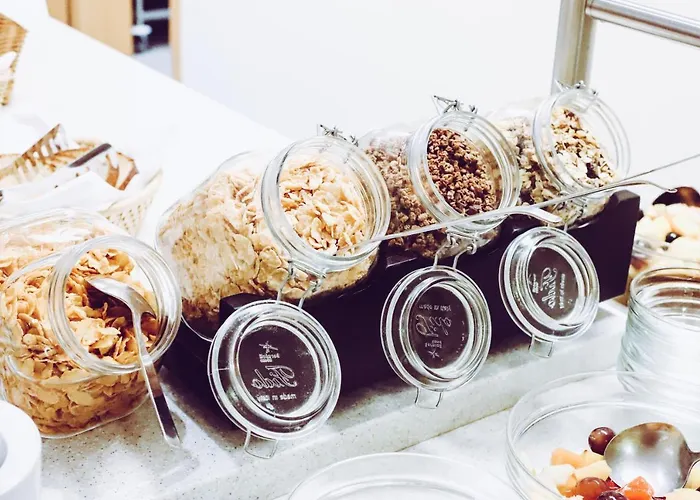 Cvjm-tagungshaus Am Unesco-welterbe Bergpark Wilhelmshoehe Otel Kassel