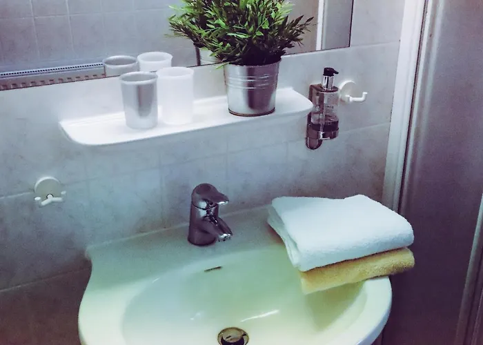 Cvjm-tagungshaus Am Unesco-welterbe Bergpark Wilhelmshoehe Hotel